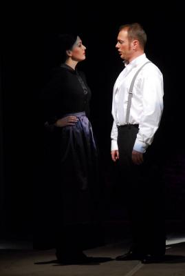 Eva Boh��kov� (Annina), Juraj Nociar (Alfredo Germond)