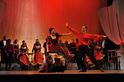 Eva Boh��kov� (Valencie) v operet� Vesel� vdova