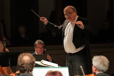 Milan Ka��k diriguje slavnostn� koncert 1.11.2011
