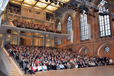 VYPRODAN� P�EDSTAVEN� VERDIHO OPERY �NABUCCO� v NEUBRANDENBURG