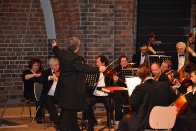 VYPRODAN� P�EDSTAVEN� VERDIHO OPERY �NABUCCO� v NEUBRANDENBURG