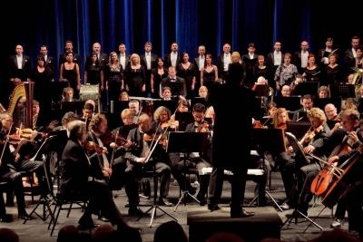 Milo� Form��ek, orchestr severo�esk�ho divadla