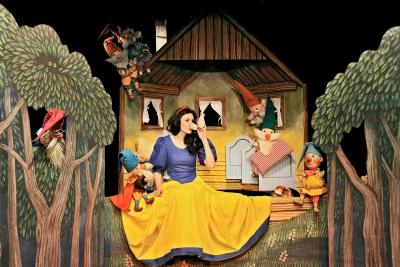 Divadlo rozmanitost� - Sn�hurka a sedm trpasl�k�