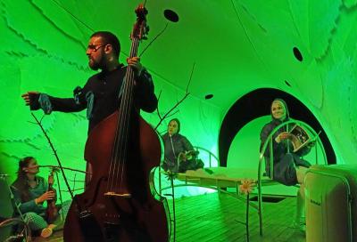 Poh�dka do dlan� - Naivn� divadlo Liberec