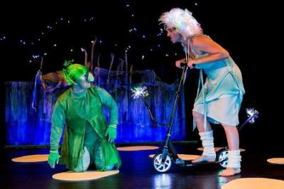 R�kosn��ek a hv�zdy - divadlo Anfas