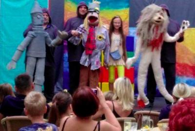 �arod�j ze zem� Oz