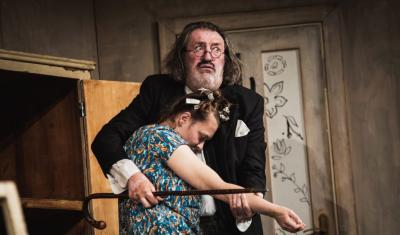 PODIVUHODN� ODPOLEDNE DR. ZVONKA BURKEHO