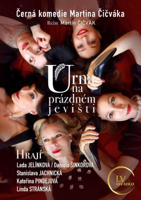 Urna na pr�zdn�m jevi�ti